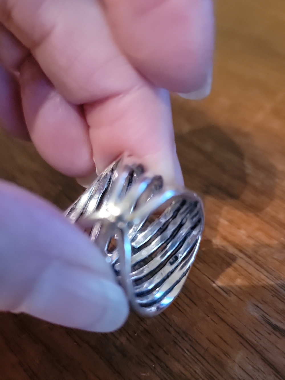 Silver Ring - - Picture 2 of 7